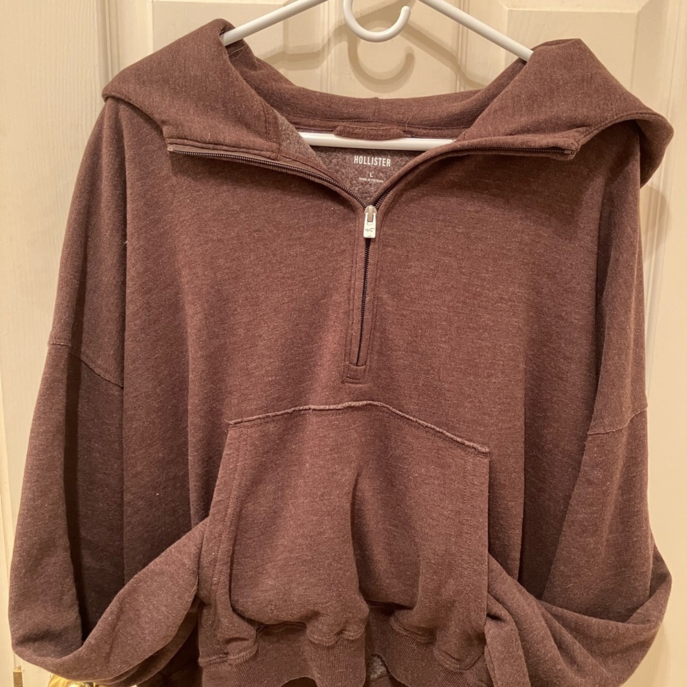 Hollister Women's Chocolate Brown Pullover Sweater